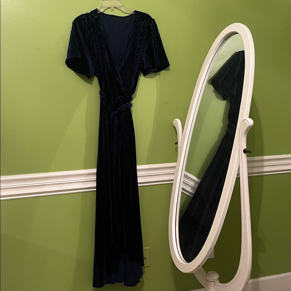 New Ribbed Velvet Wrap Maxi - Picture 8 of 8